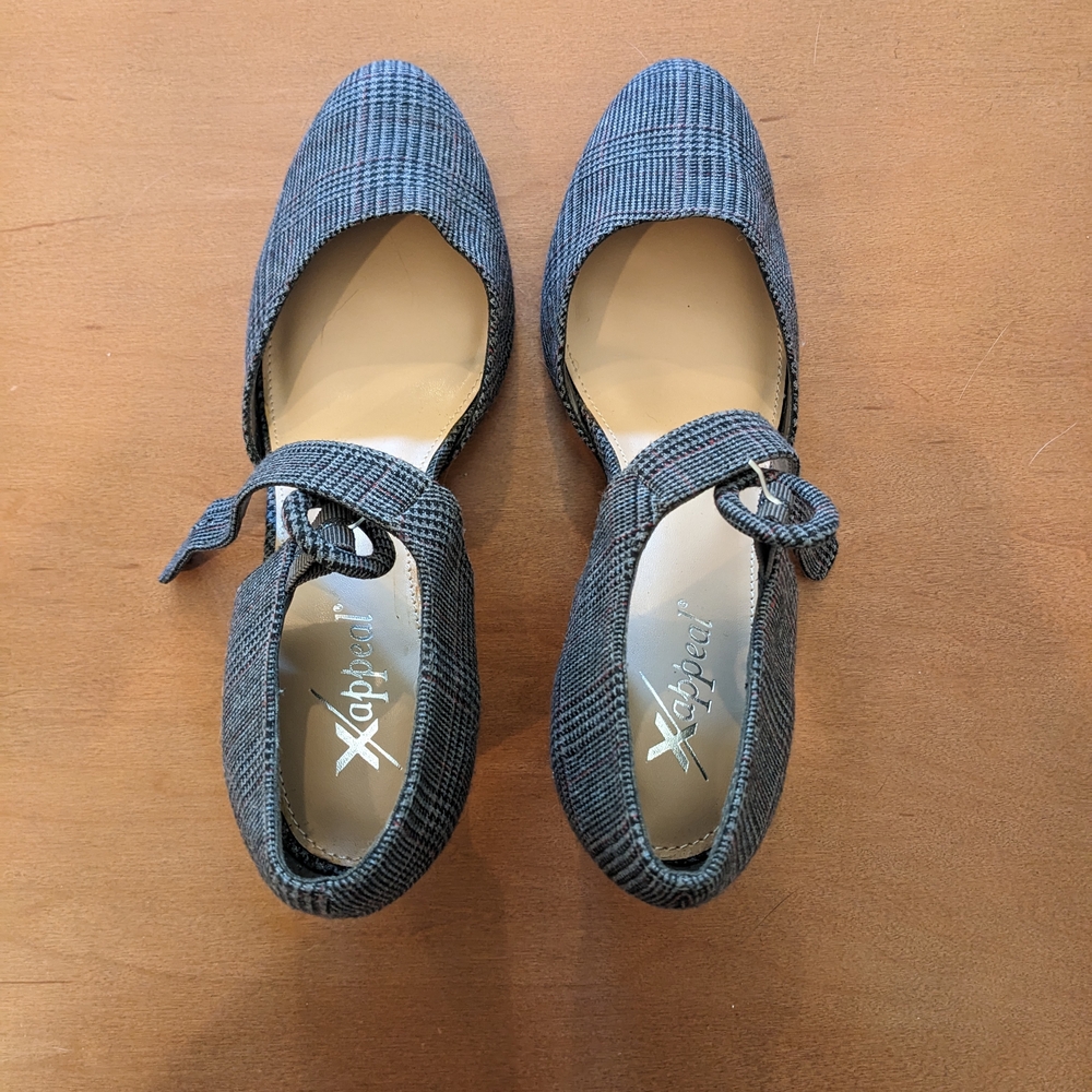 Xappeal Women's Grey Plaid Heels